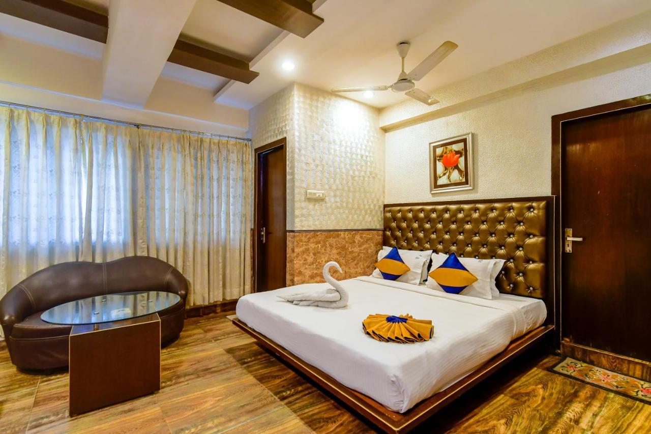 Hotel N S International Kolkata Bagian luar foto