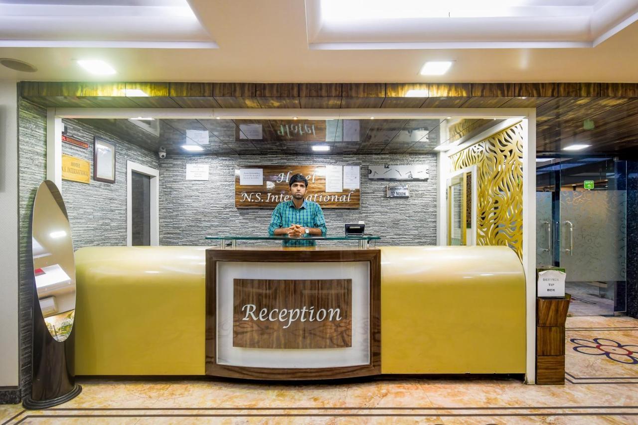 Hotel N S International Kolkata Bagian luar foto