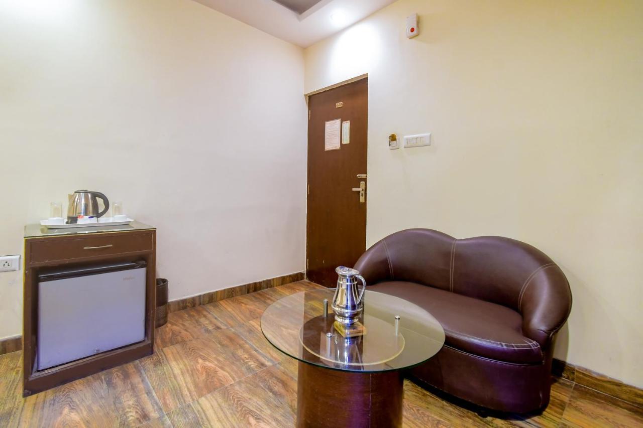 Hotel N S International Kolkata Bagian luar foto